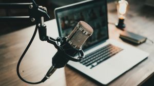 Podcast Mikrofon Laptop